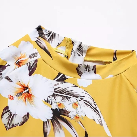 “The Noelle” Backless Long Sleeve Swimsuit - Picture 6 of 8